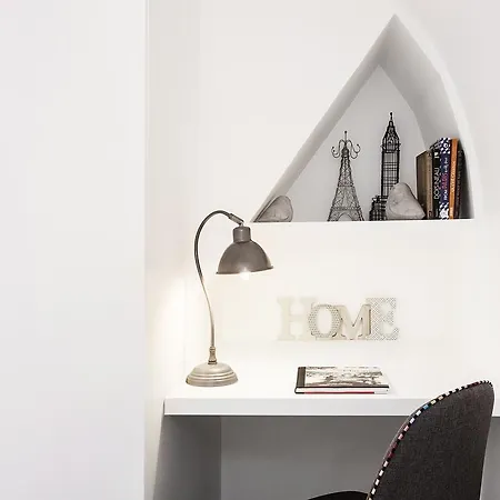 Charming 2br-2ba Between Le Marais & Le Louvre