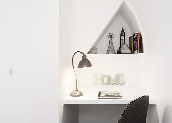 Charming 2br-2ba Between Le Marais & Le Louvre