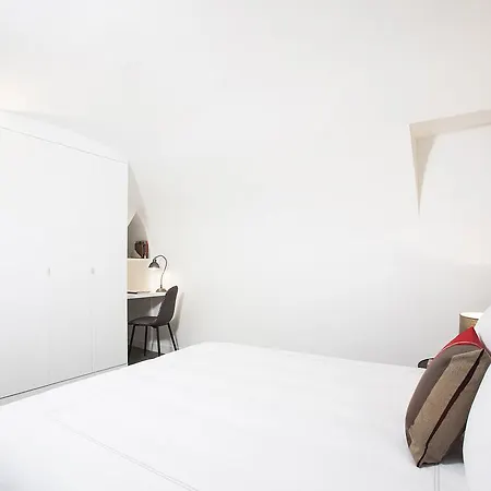 شقة Charming 2br-2ba Between Le Marais & Le Louvre *