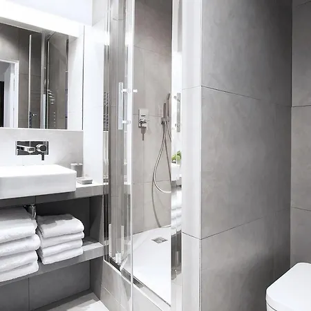Apartment Charming 2Br-2Ba Between Le Marais & Le Louvre